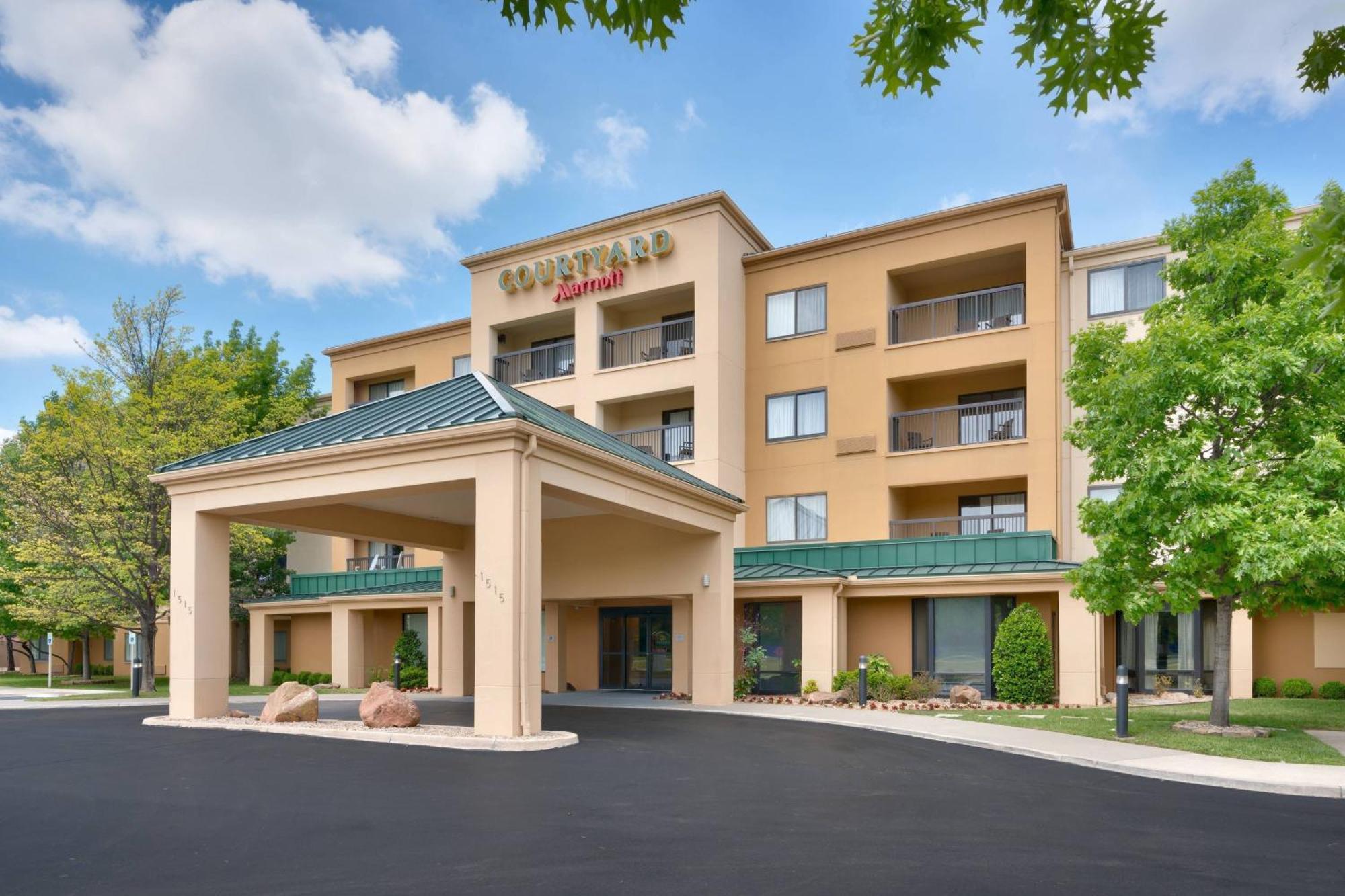 Courtyard By Marriott Oklahoma City Northwest Экстерьер фото