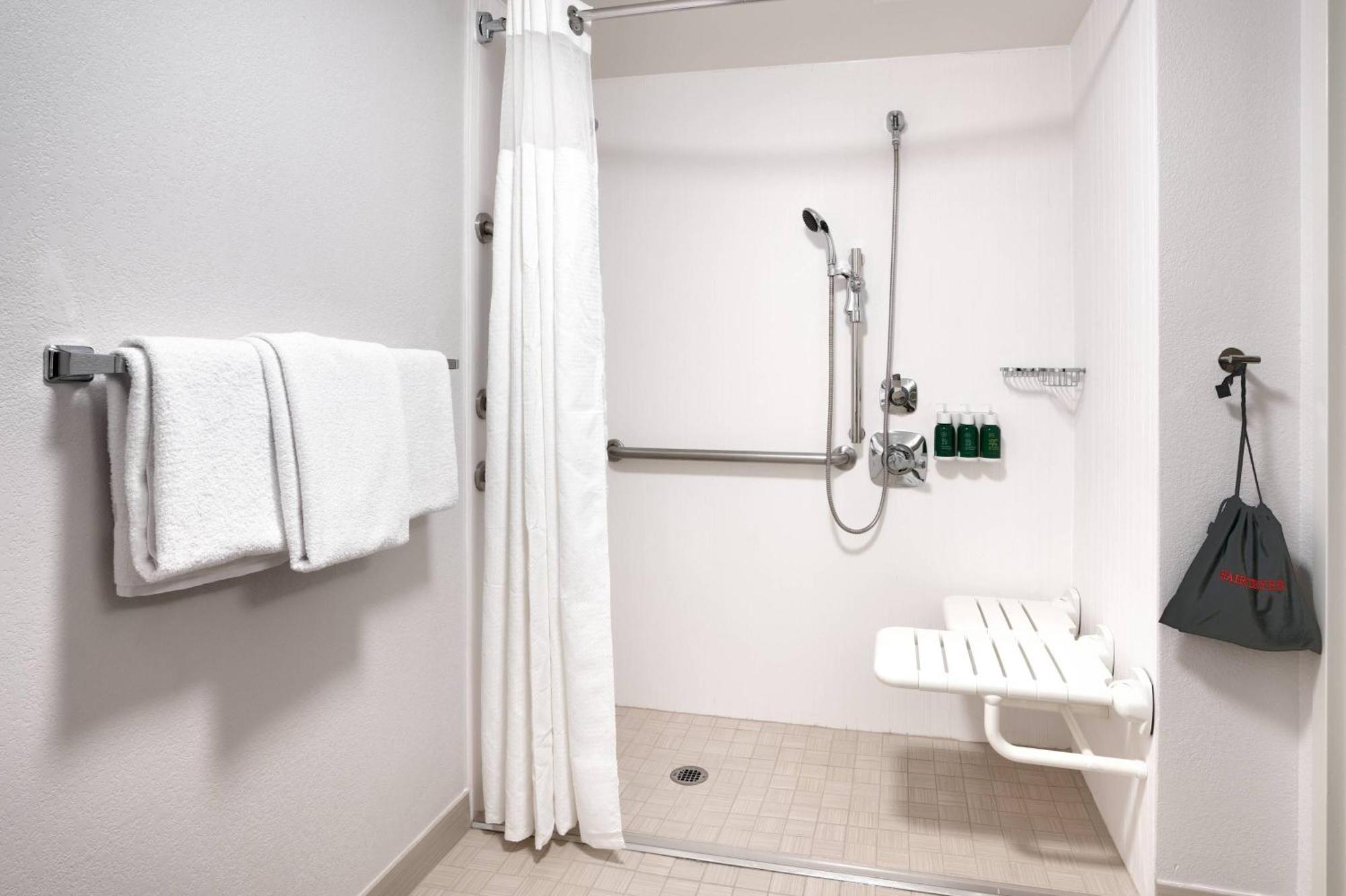 Courtyard By Marriott Oklahoma City Northwest Экстерьер фото