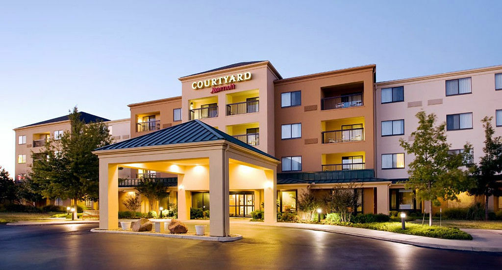 Courtyard By Marriott Oklahoma City Northwest Экстерьер фото