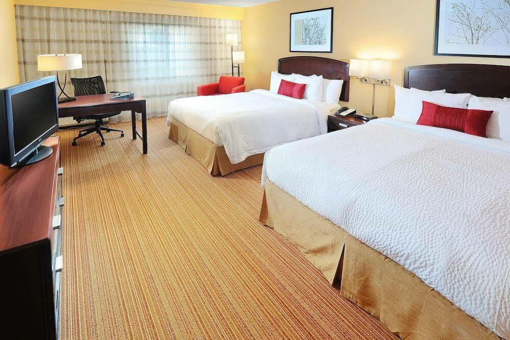 Courtyard By Marriott Oklahoma City Northwest Экстерьер фото