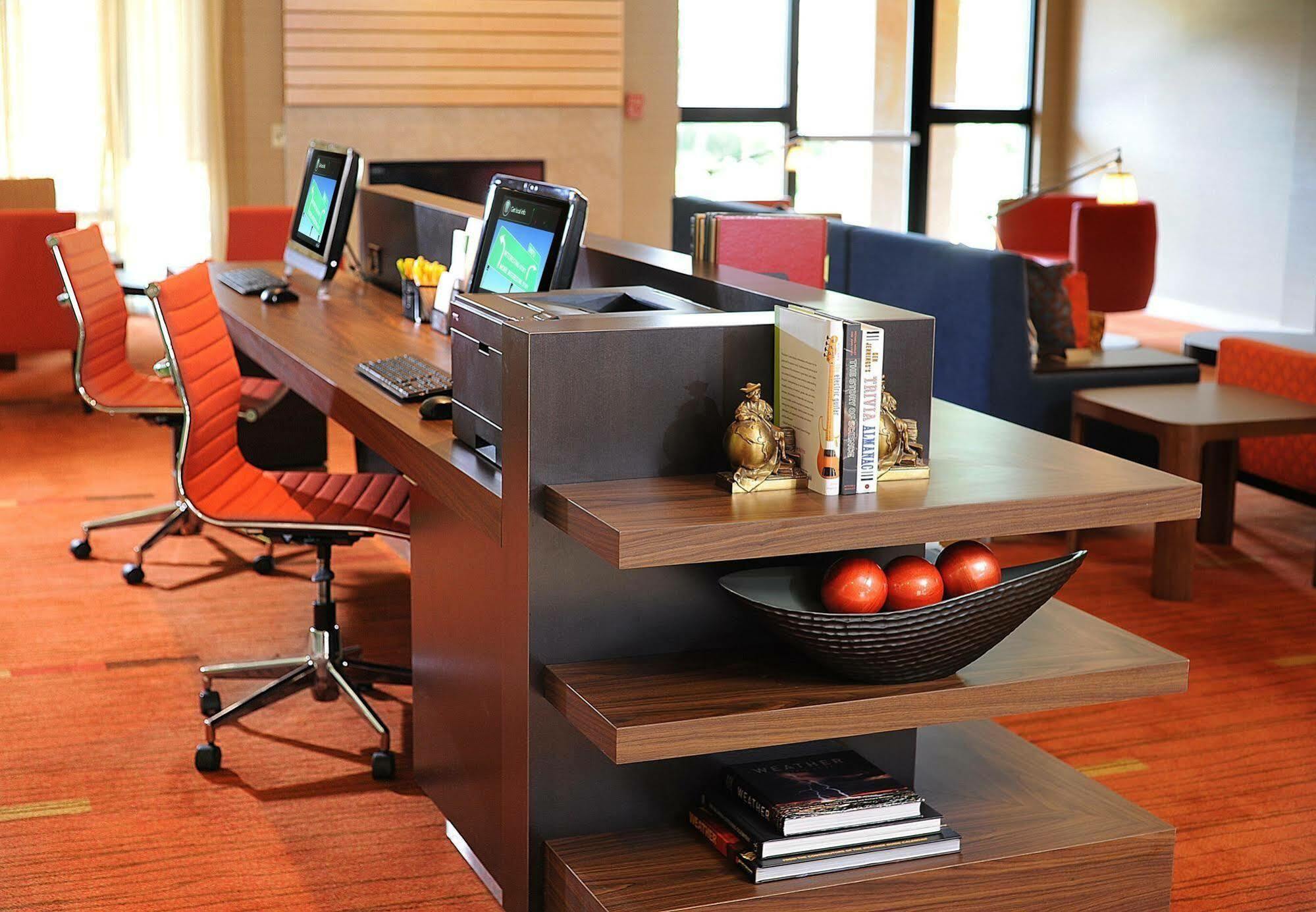 Courtyard By Marriott Oklahoma City Northwest Экстерьер фото